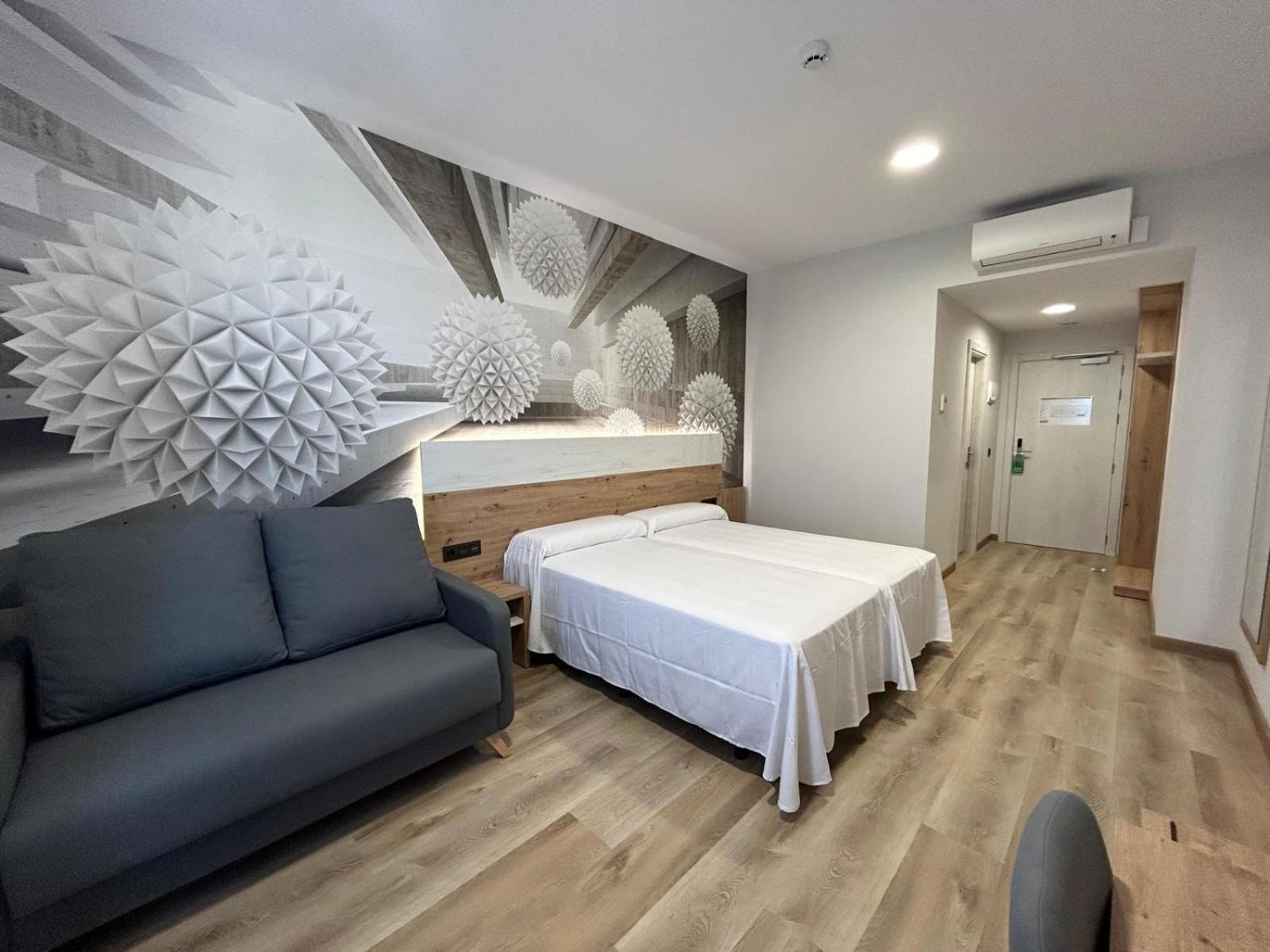 Hotel Javalambre Ла-Пуэбла-де-Вальверде Экстерьер фото